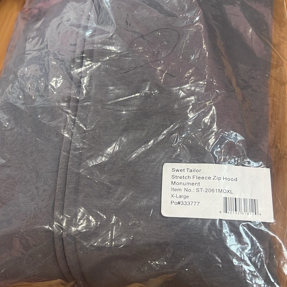 Men's Gray Stretch Fleece Zip-Up Hoodie - Picture 3 of 3